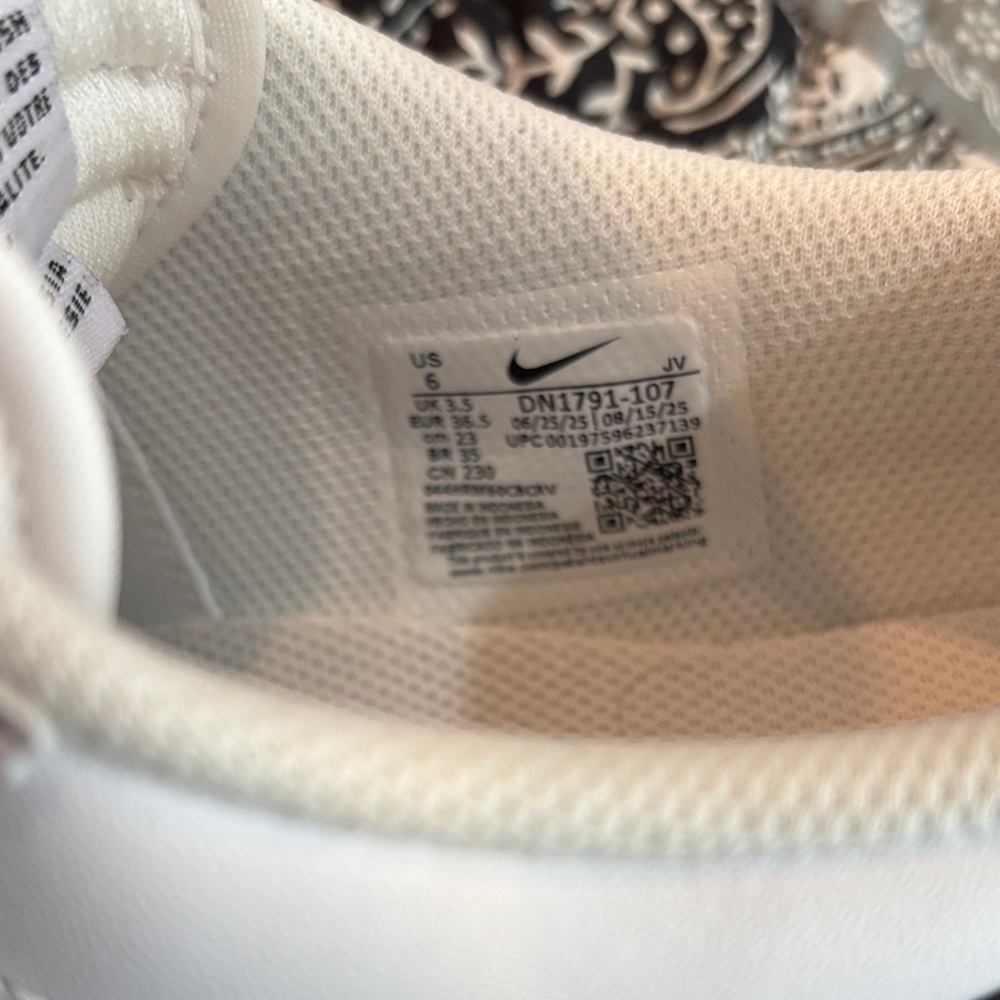 Nike Classic Cortez Leather Sneakers - White/Black - Picture 8 of 8